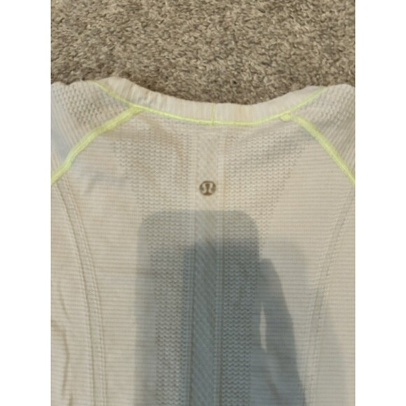 Lululemon Swiftly Tech Short-Sleeve T Shirt - Light Gray/neon - Size 6 Lulu - Picture 5 of 7